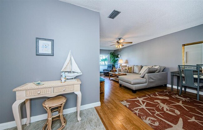 Photo - 2700 Bayshore Blvd Unidad 6104