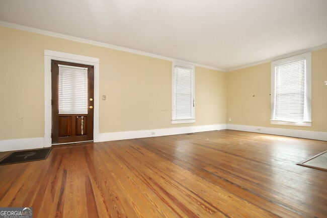 Photo - 304 Boulevard