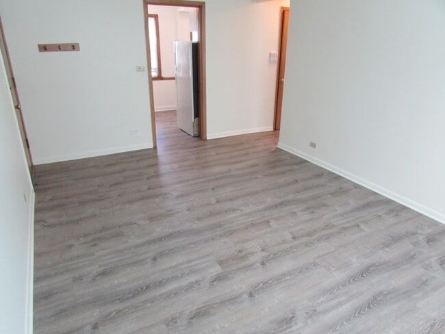 Living Room 16X11 - 430 Callan Ave Apartments Unit 1N