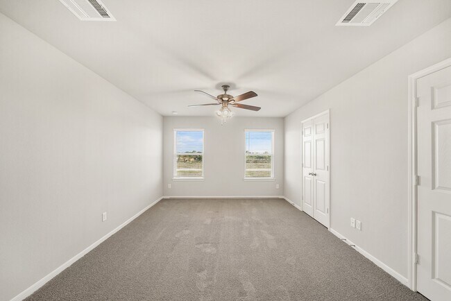 13434 Lucky Bill Ln