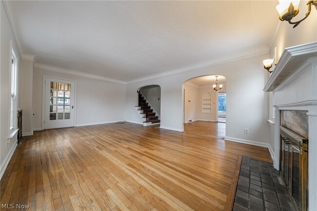 Photo - 2317 Canterbury Rd