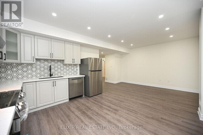 Photo - 46 Mevira Gardens