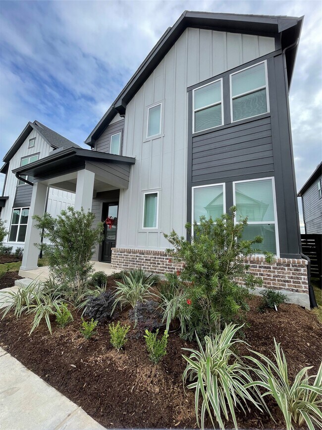 Photo - 18607 Courteous Wy