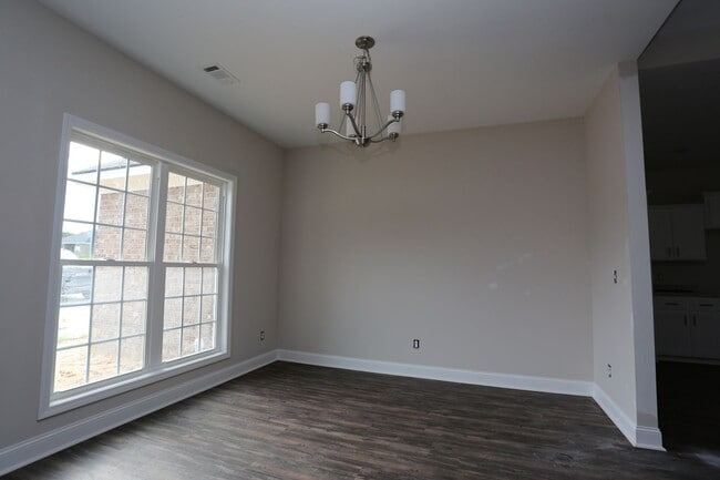 Photo - 3 Bedroom Brick House in SEB School District Available NOW