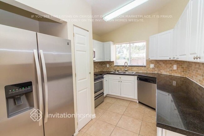 Photo - 1906 SW 123rd Ave
