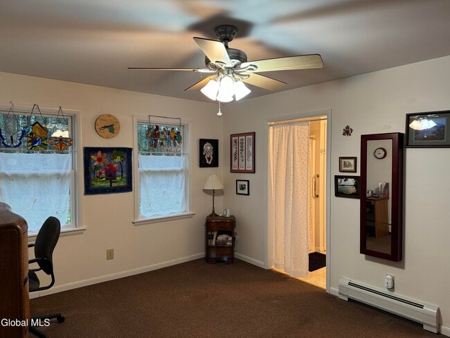 Photo - 18 Conver Dr