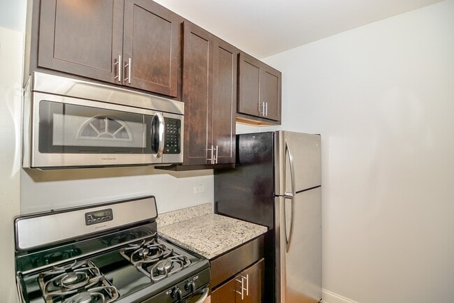 Photo - 4110 N Ashland Ave Unit E2