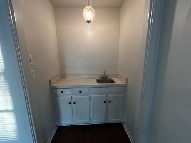 Photo - 2716 Sibley Dr