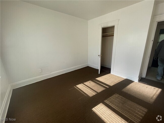 Building Photo - 843 Rondel Rd Unit 1 Rental