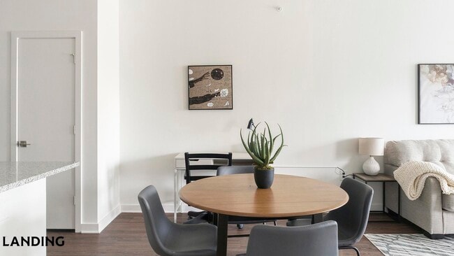 Photo - 2110 Birkhall St Unidad 2130-322