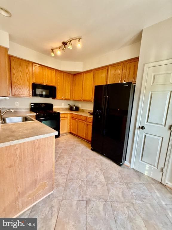 Photo - 3362 Nadia Loop