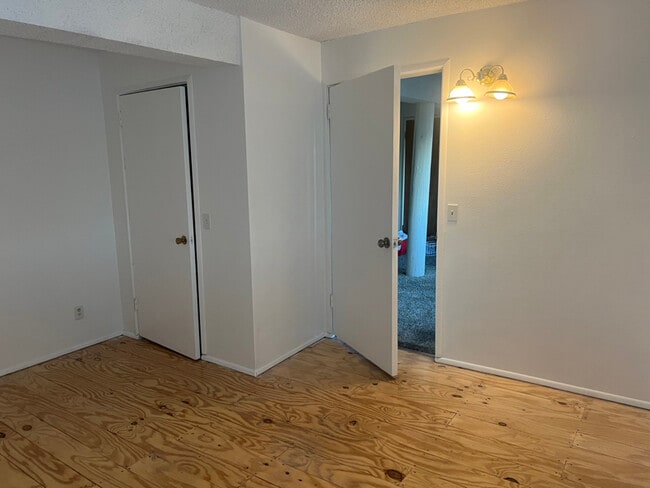 Photo - 2405 Nolte Dr Unit 2405 Nolte Dr