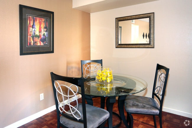 202 - La Paloma Apartments