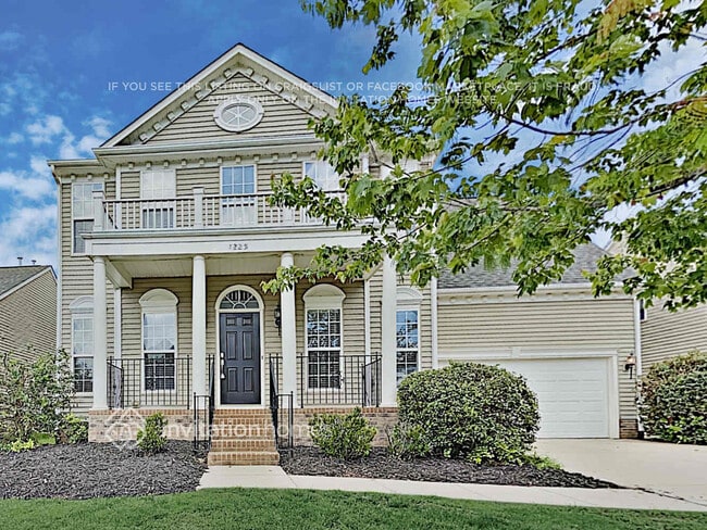 Photo - 1225 Periwinkle Dr House