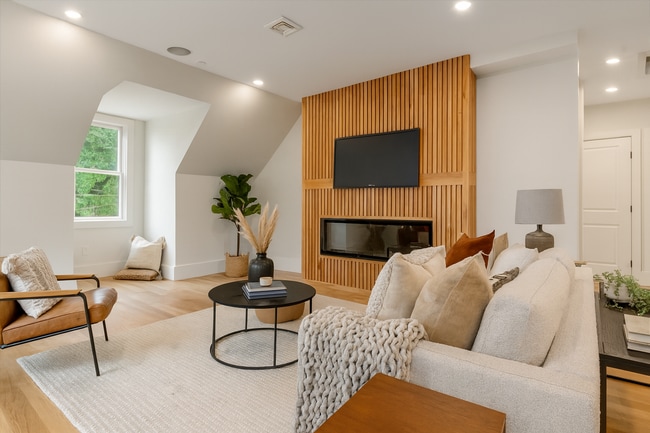 Living Room - 20 Boylston St Unit #3