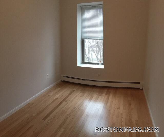 3148 Washington St Unit 3