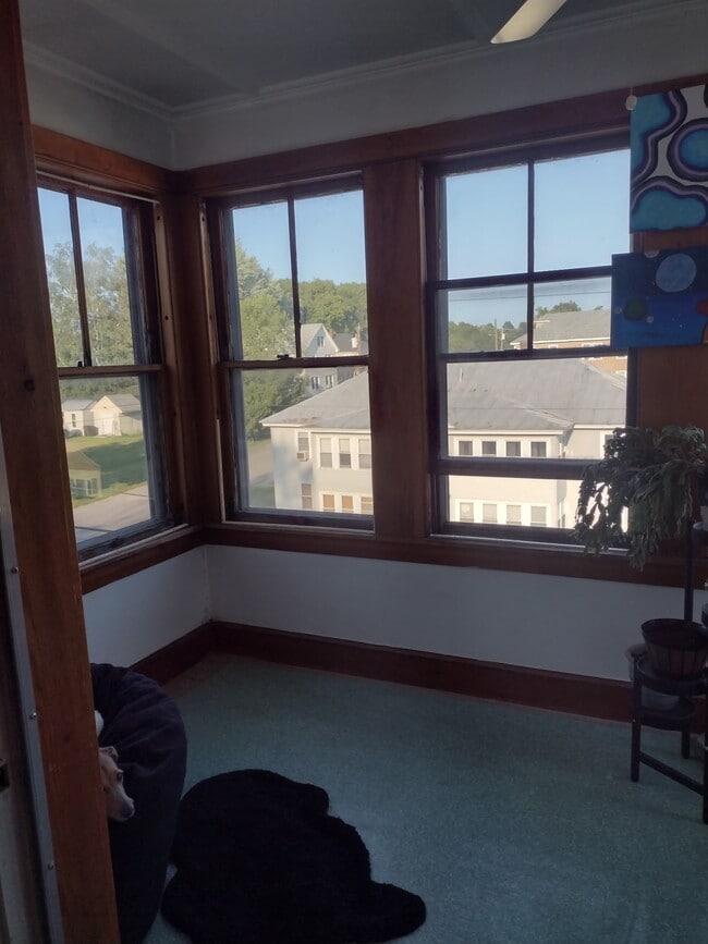 Photo - 6 Hallowell St Unit for rent
