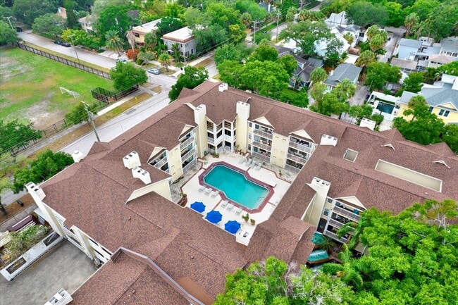 In the heart of Hyde Park - 1000 W Horatio St Unidad 212 Rental