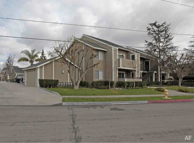 Photo - 2940 E Frontera St Apartment Unit 214