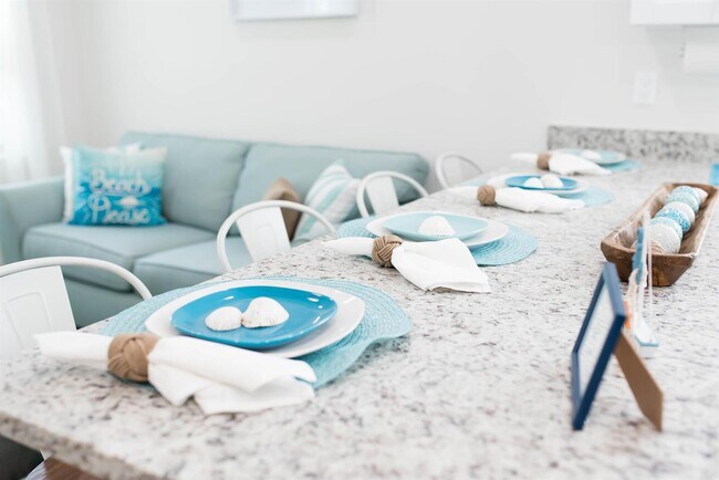 Photo - 2682 Nokomis Ave