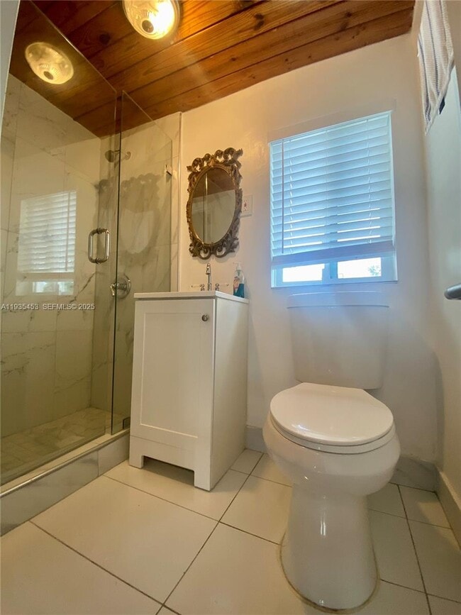 Photo - 6730 Cleveland St