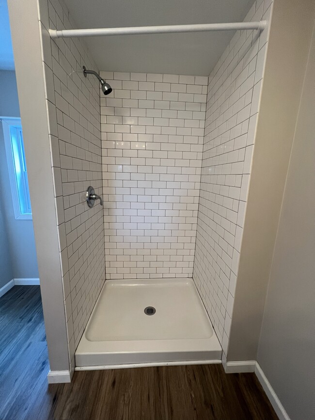 Photo - 454 Kling St