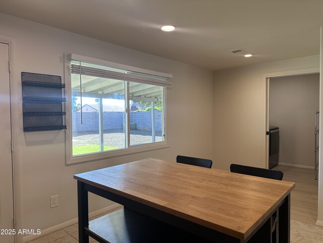 Photo - 4109 E Winchcomb Dr