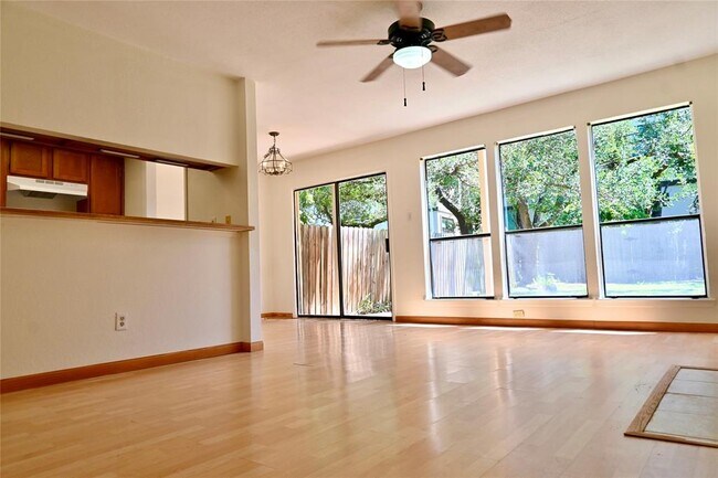 Photo - 13356 Water Oak Ln