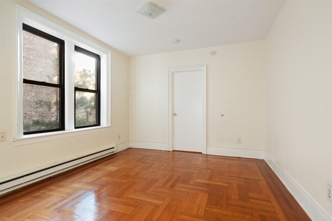 Photo - 2700 John F. Kennedy Blvd