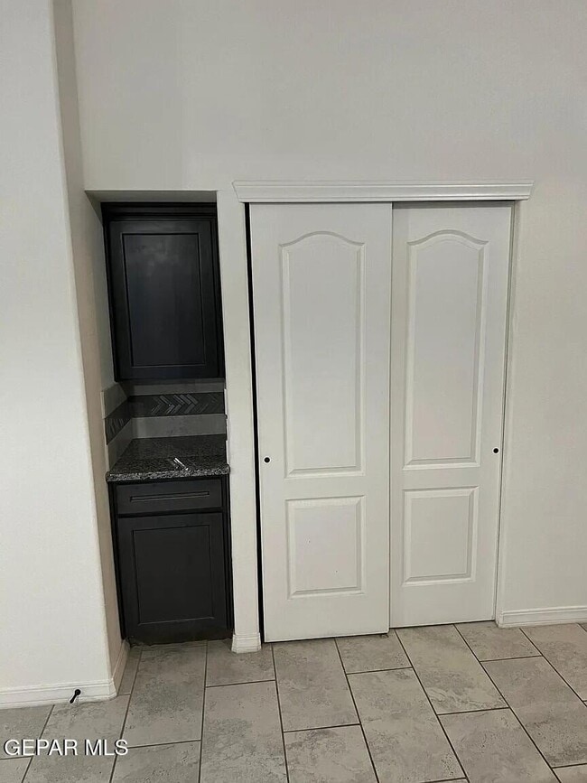 Photo - 546 Oilfield Dr