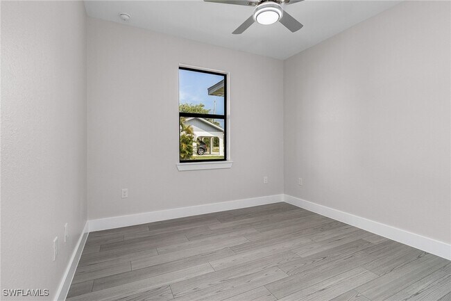 Photo - 26221 Sandhill Blvd