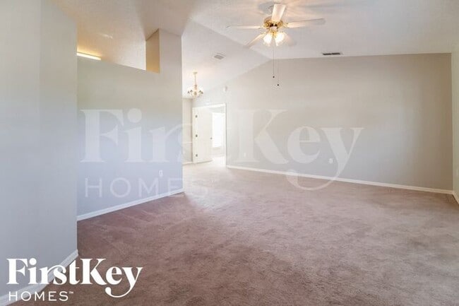 Photo - 1338 Trollman Ave