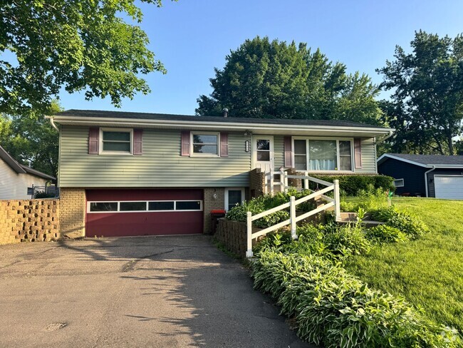 Building Photo - Tranquil Easy Hastings Living! Rental