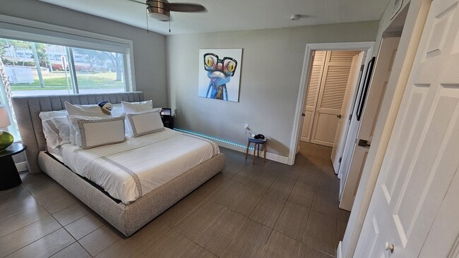 Photo - 1631 NE 114th St