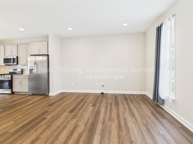 Photo - 3284 Charleston Blvd