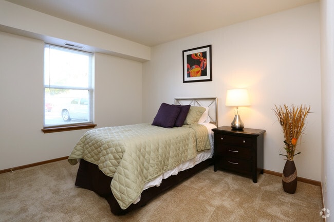 2 Bedroom