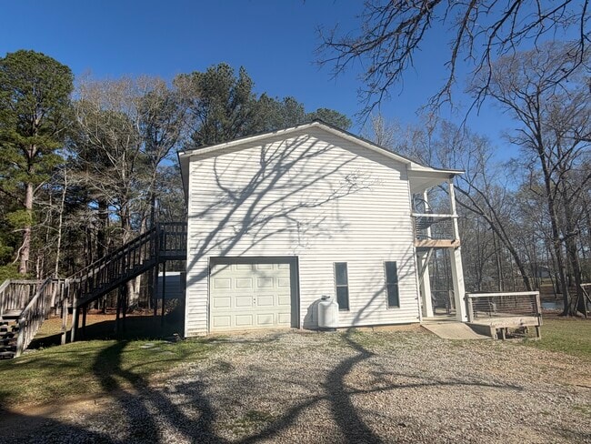 Photo - 179 Morninglow Dr