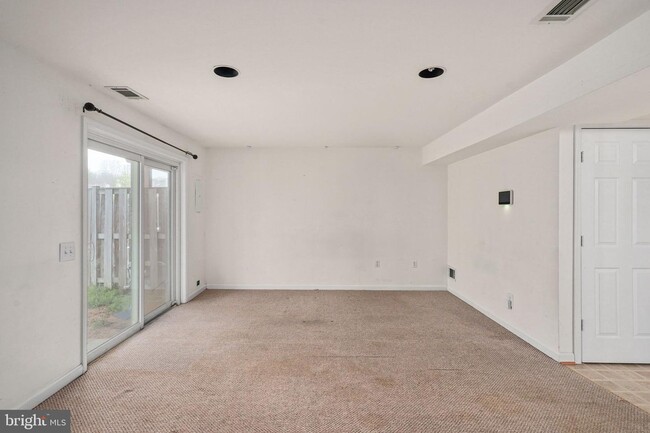 Building Photo - 306 Batley Ct Rental