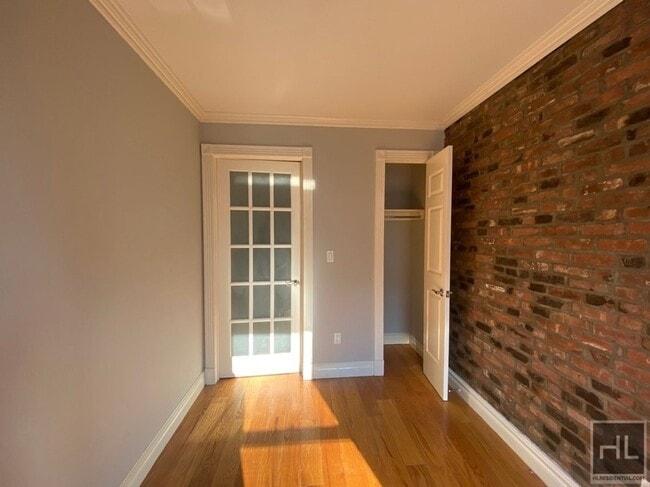 Building Photo - East 5th Street Rental