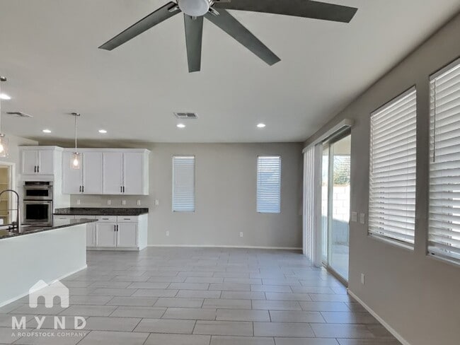 Photo - 22592 Via Estancia