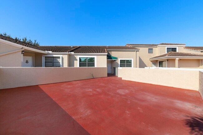 Photo - 6670 Villa Sonrisa Dr Unit 221