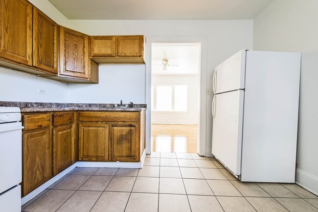6356 S Francisco