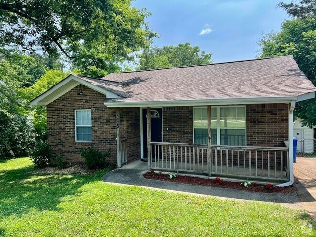 Building Photo - 4092 University Dr Rental