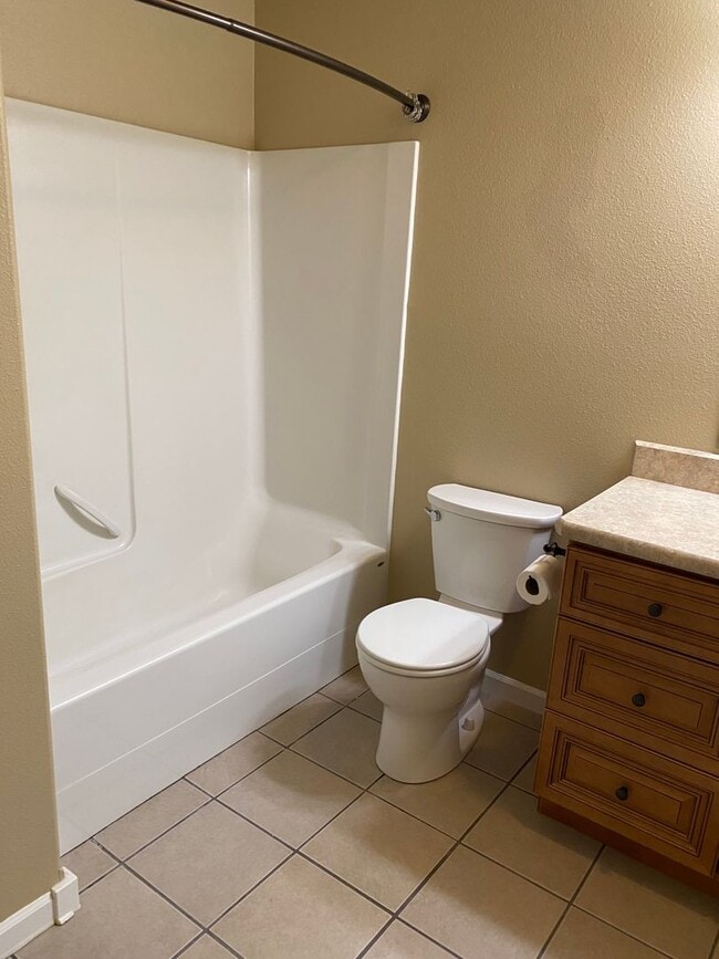 Photo - 3 Bedroom House with a 2 Garage in Heights