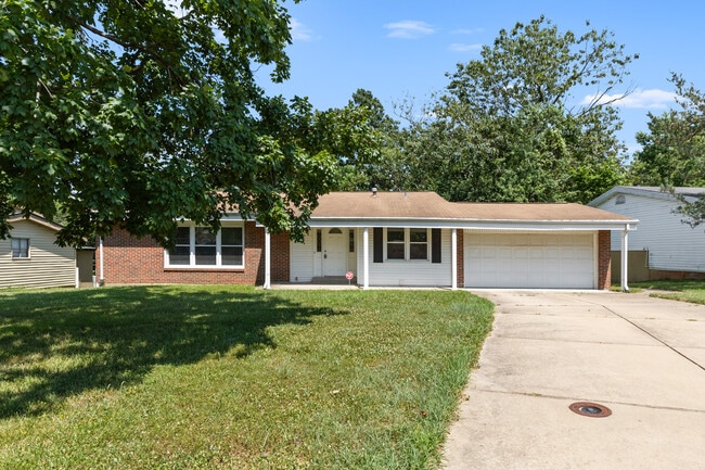 Building Photo - 6930 Birdie Ln