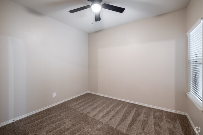 Renovated - 2BR, 1BA - 822SF - Primary Bedroom
