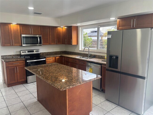 Photo - 9435 SW 144th Ct