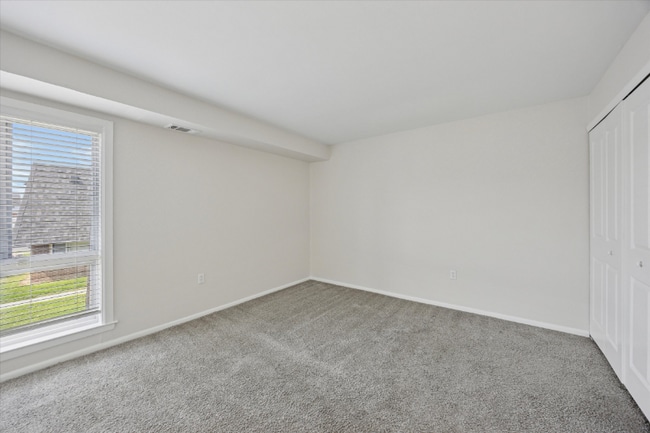 Photo - 1760 Tomlinson Rd Unit 111