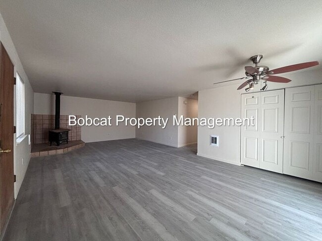 Photo - 1414 Kimmerling Rd Unit B