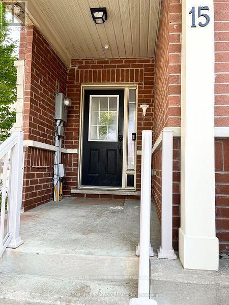 Photo - 15 Ruskov Ln